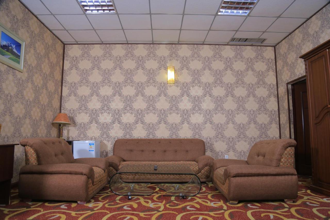 Qo‘qon Dangara Hotel מראה חיצוני תמונה